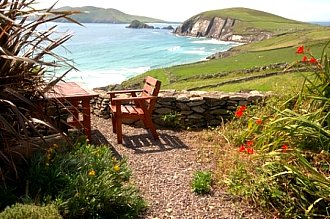 Walking Hiking Ireland - accommodation on the Dingle Way